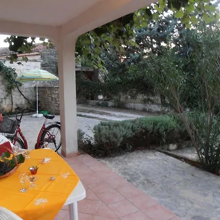 In With Terrace, Wifi